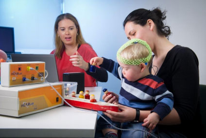 تست شنوایی کورتیکال - دستگاه هیرلب (HearLab)